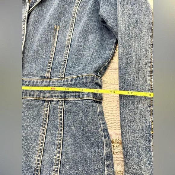 Valerie Stevens Blue Denim Jacket - Picture 5 of 7